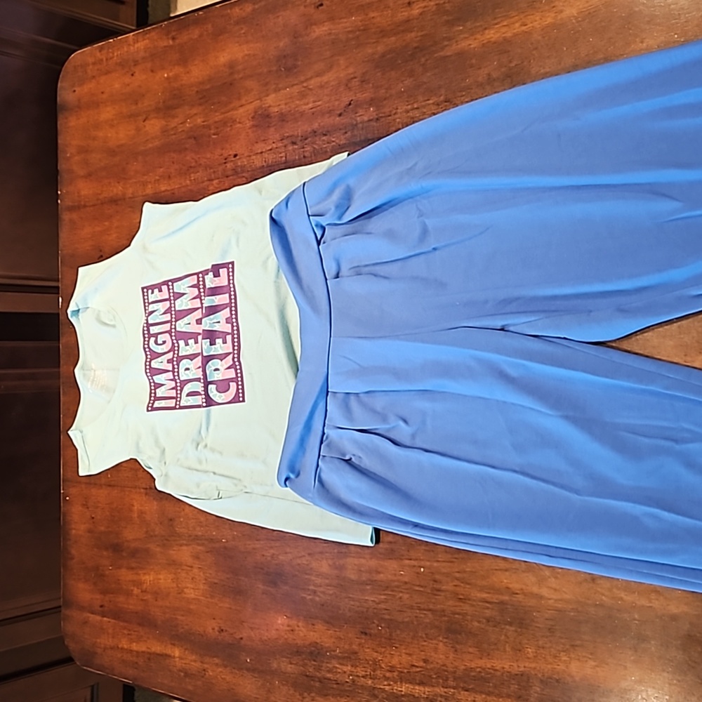 American Girl‎ Pajama set